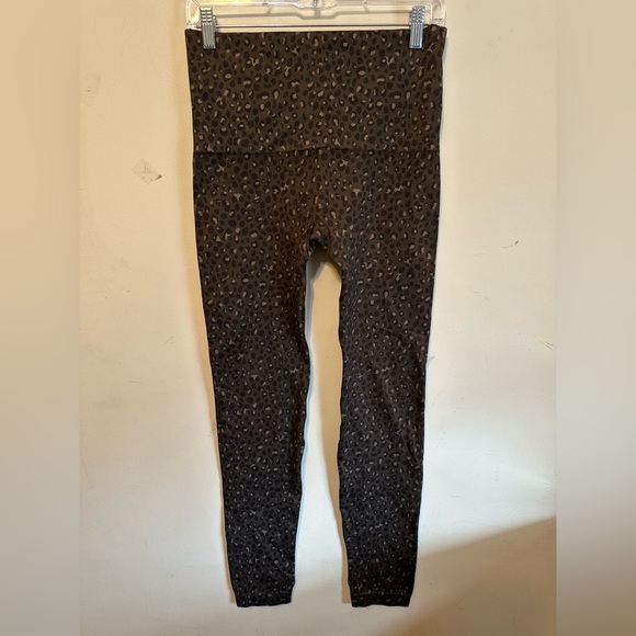 SPANX Women’s XL Look At Me Now Seamless Olive Leopard Leggings‎ Business Casual - Picture 1 of 4